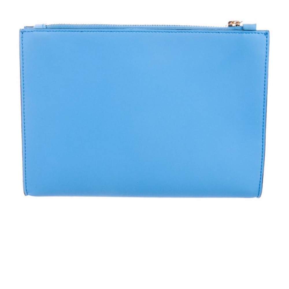 Logo Clutch. - Picture 4 of 6